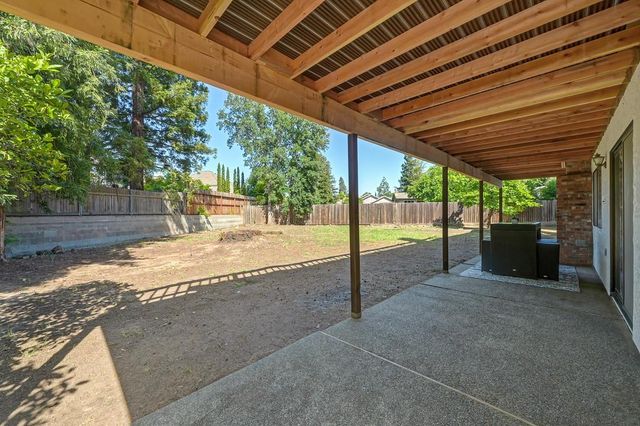 4124 Mindt Ct, Carmichael, CA 95608