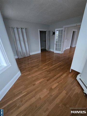 81 Main Street, Ramsey, NJ 07446