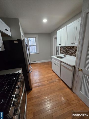 81 Main Street, Ramsey, NJ 07446
