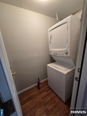 81 Main Street, Ramsey, NJ 07446