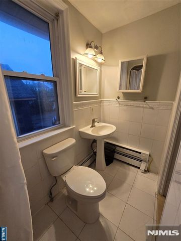 81 Main Street, Ramsey, NJ 07446
