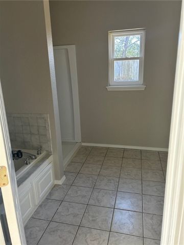 3908 Cherry Road, Bentonville, AR 72713