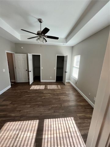 3908 Cherry Road, Bentonville, AR 72713