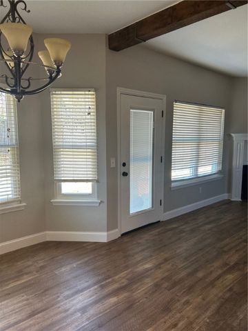 3908 Cherry Road, Bentonville, AR 72713