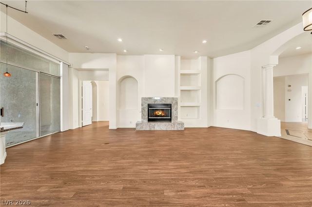 308 Cambrian Ridge Court, Las Vegas, NV 89144