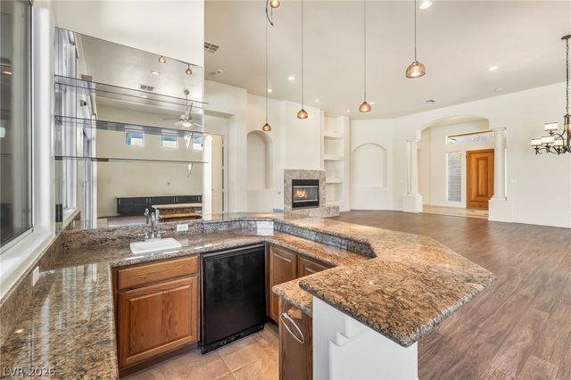 308 Cambrian Ridge Court, Las Vegas, NV 89144