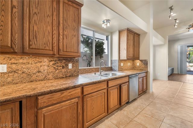 308 Cambrian Ridge Court, Las Vegas, NV 89144