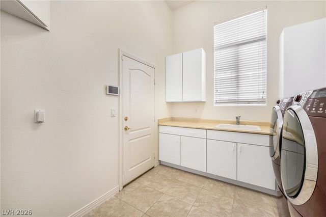 308 Cambrian Ridge Court, Las Vegas, NV 89144