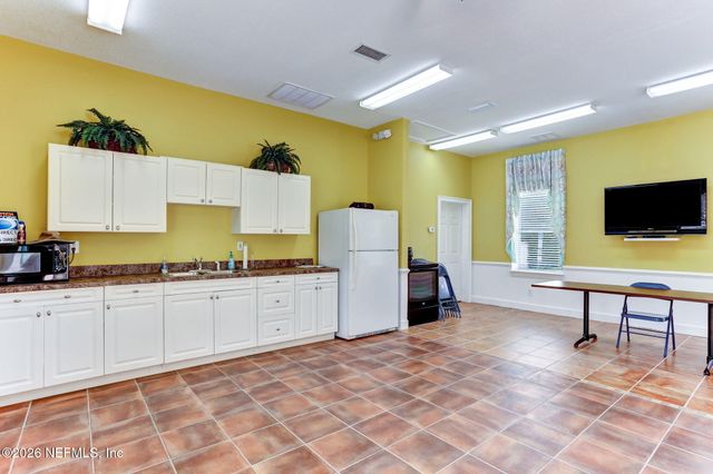 403 TARPON Avenue 120, Fernandina Beach, FL 32034