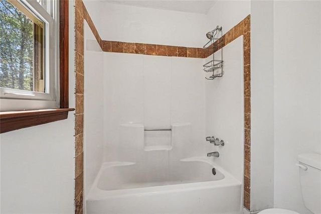 3200 Woodbridge, Snellville, GA 30039