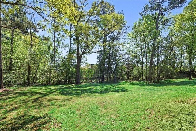 3200 Woodbridge, Snellville, GA 30039