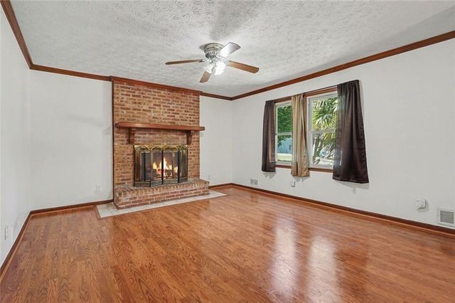 3200 Woodbridge, Snellville, GA 30039