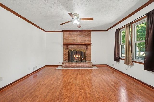 3200 Woodbridge, Snellville, GA 30039