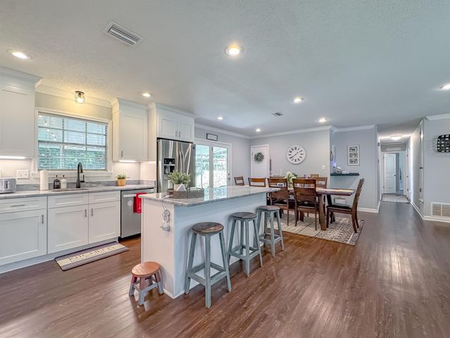 1803 Aaron Road, Tallahassee, FL 32303