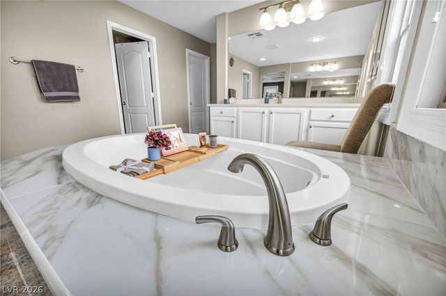 6908 Forest Gate Street, North Las Vegas, NV 89084