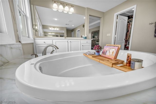 6908 Forest Gate Street, North Las Vegas, NV 89084
