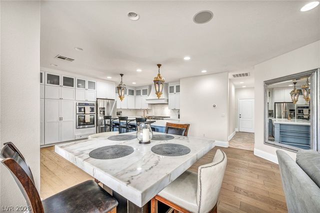 6908 Forest Gate Street, North Las Vegas, NV 89084