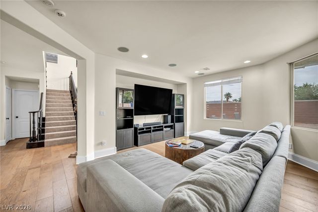 6908 Forest Gate Street, North Las Vegas, NV 89084