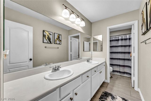 6908 Forest Gate Street, North Las Vegas, NV 89084