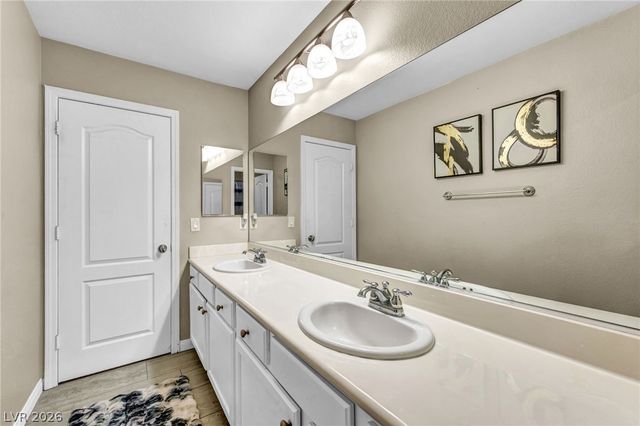 6908 Forest Gate Street, North Las Vegas, NV 89084