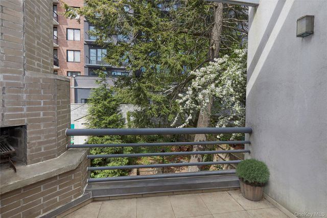 21-13 45th Avenue, Long Island City, NY 11101