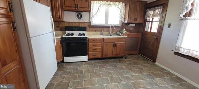 538 KERPER ST, Philadelphia, PA 19111