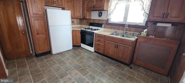 538 KERPER ST, Philadelphia, PA 19111