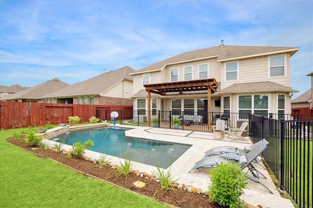 18618 Suncross Lane, Tomball, TX 77377