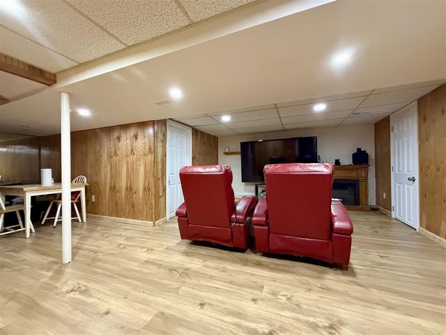 22727 Renford Street, Novi, MI 48375