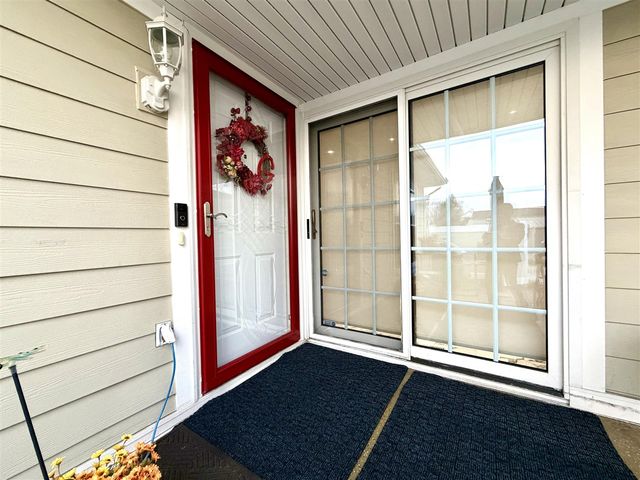 22727 Renford Street, Novi, MI 48375