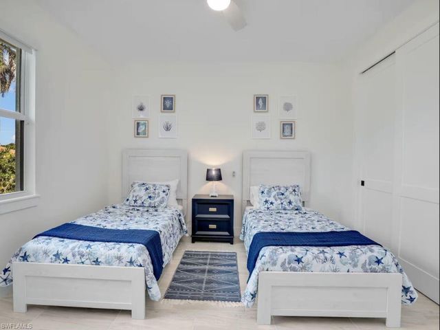 138 Greenbrier ST, Marco Island, FL 34145