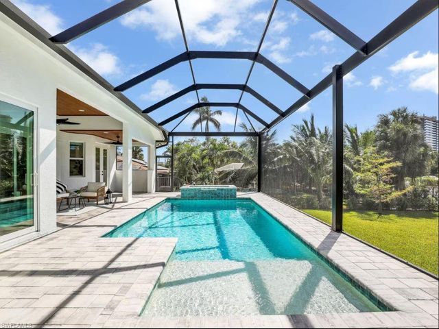 138 Greenbrier ST, Marco Island, FL 34145