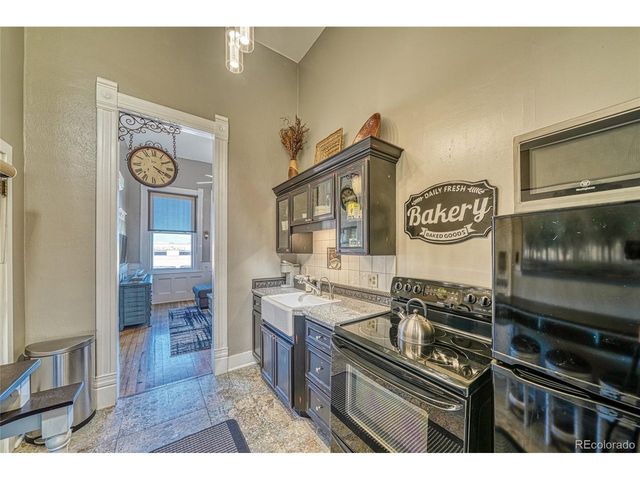 207 F St 2, Salida, CO 81201
