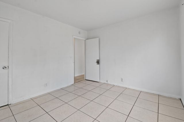 1172 W 34th Street 1, Riviera Beach, FL 33404