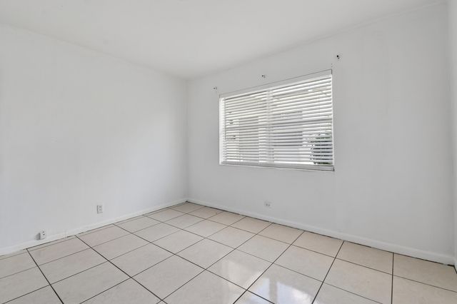 1172 W 34th Street 1, Riviera Beach, FL 33404