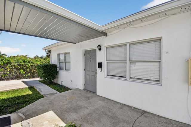 1172 W 34th Street 1, Riviera Beach, FL 33404