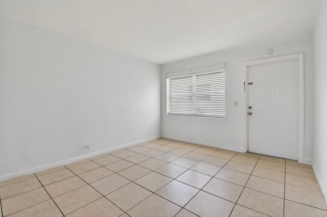 1172 W 34th Street 1, Riviera Beach, FL 33404