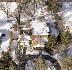 108 N Wheeling Road, Prospect Heights, IL 60070