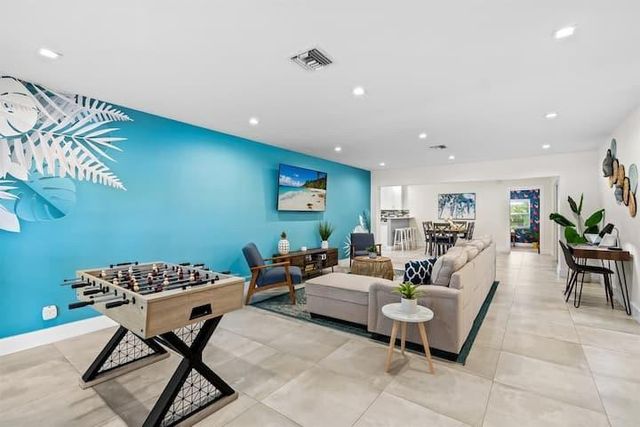 1949 Windward Drive, Pompano Beach, FL 33062