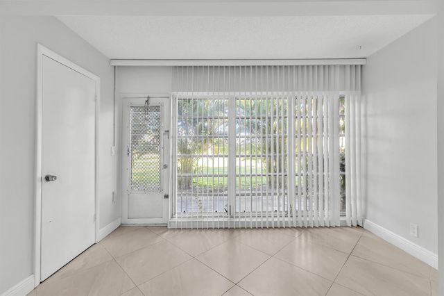 13950 Via Flora B, Delray Beach, FL 33484