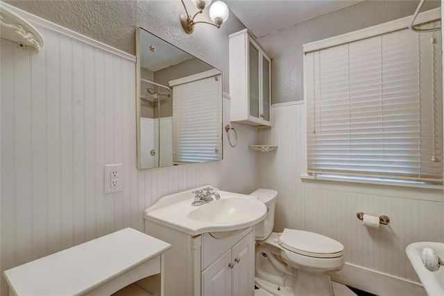 3711 N Military Avenue, Oklahoma City, OK 73118