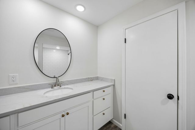 6234 Bandera Avenue A, Dallas, TX 75225