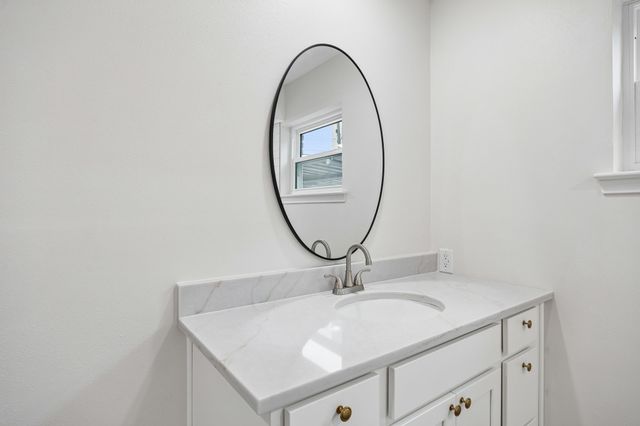 6234 Bandera Avenue A, Dallas, TX 75225