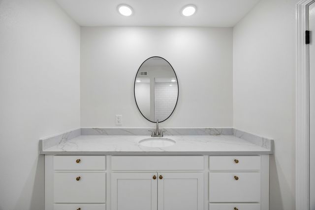 6234 Bandera Avenue A, Dallas, TX 75225