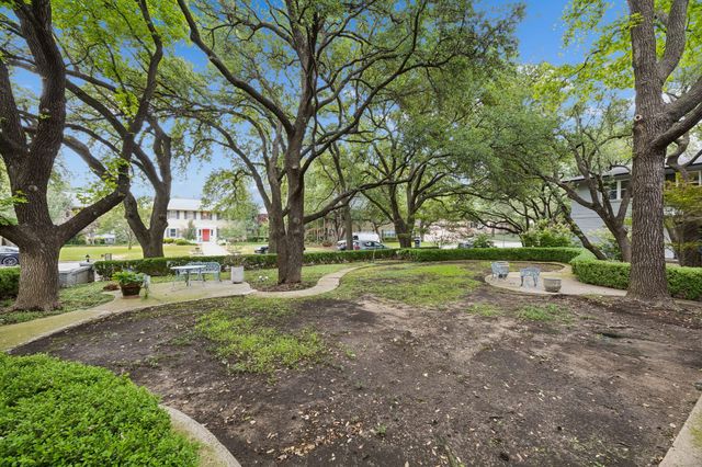 6234 Bandera Avenue A, Dallas, TX 75225