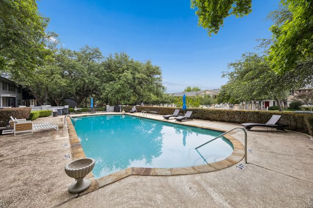 6234 Bandera Avenue A, Dallas, TX 75225