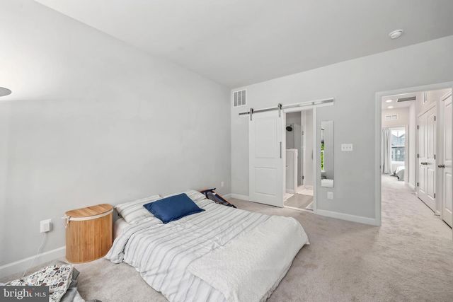 4434 FAIR LAKES CT, Fairfax, VA 22033