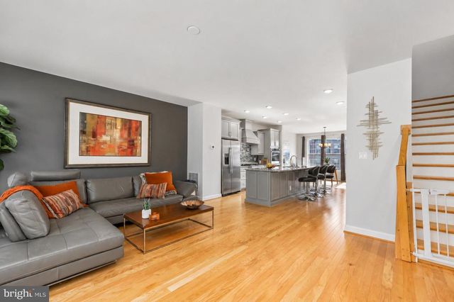 4434 FAIR LAKES CT, Fairfax, VA 22033