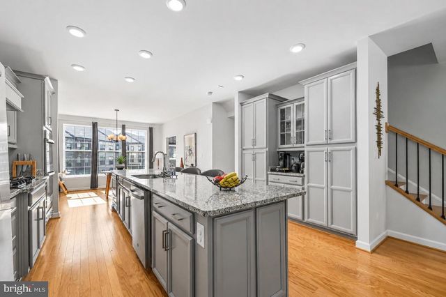 4434 FAIR LAKES CT, Fairfax, VA 22033
