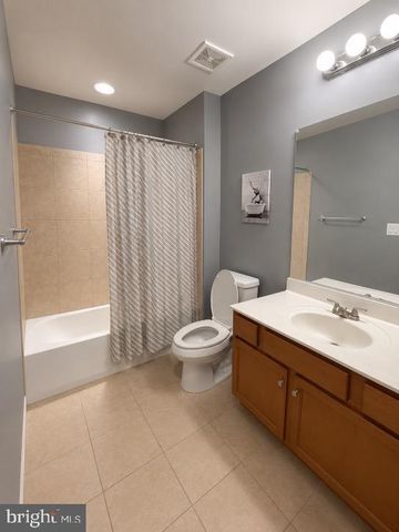 1721 FERNWOOD DR, Upper Marlboro, MD 20774